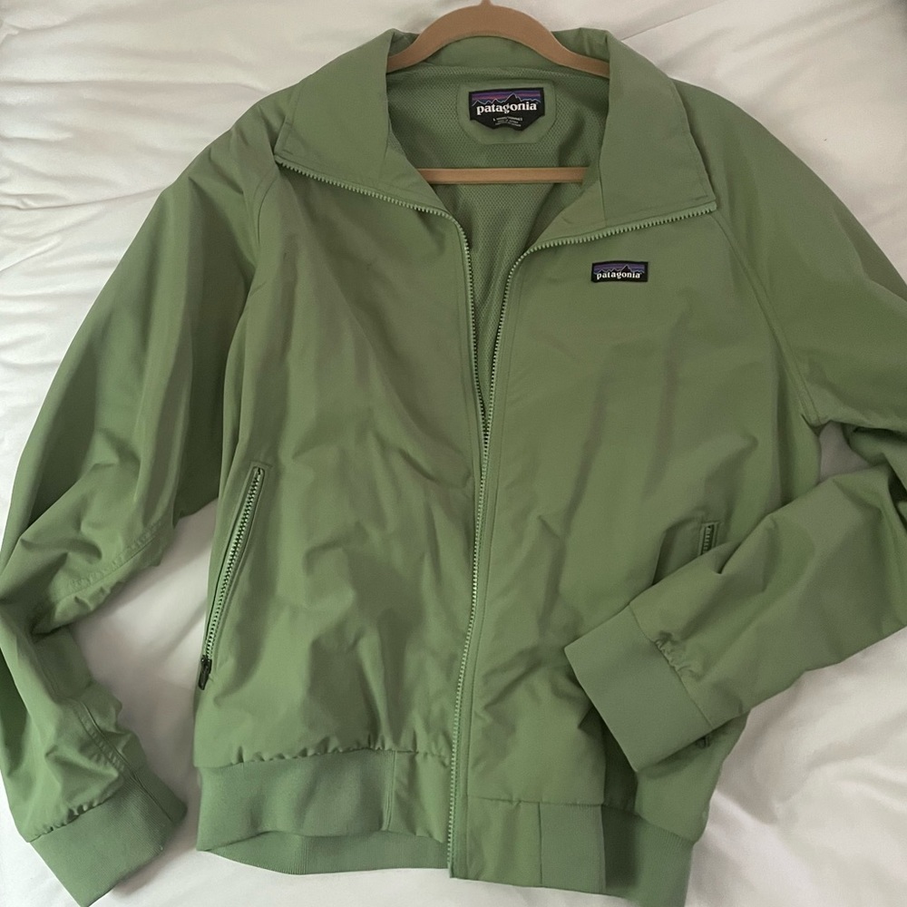 Sage Green Patagonia Zip Up Jacket Gem